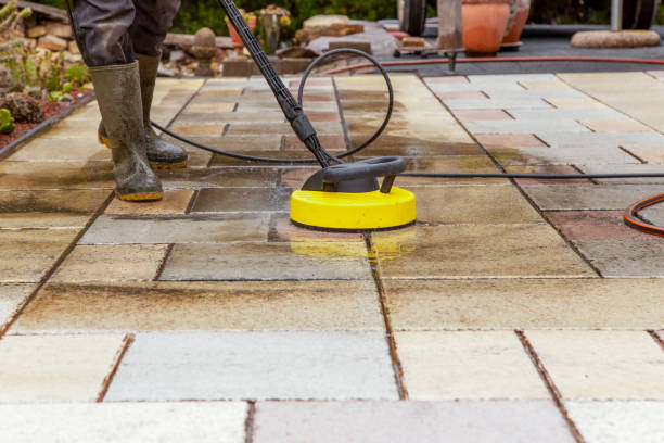 Best Driveway Pressure Washing  in Lake Pocotopaug, CT